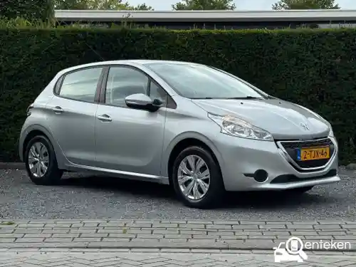Peugeot 208 1.2 PureTech 82 2014