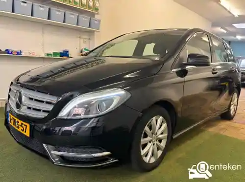 Mercedes-Benz B 180 2014