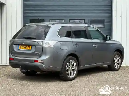 Mitsubishi Outlander 2.0 Plug-In Hybrid 2014