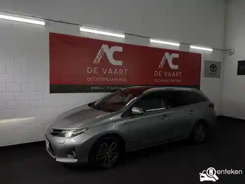 Toyota Auris Touring Sports 1.8 Hybrid 2014