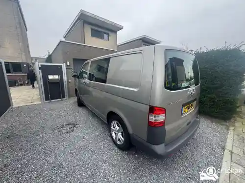 VW Bedrijfswagens T5 2.0 TDI 2010