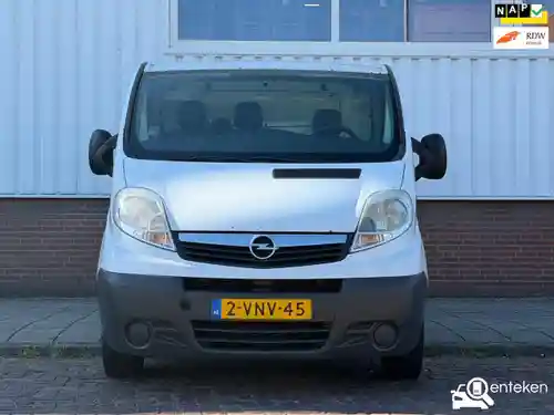 Opel Vivaro 2,9t 2.0 CDTI 2011