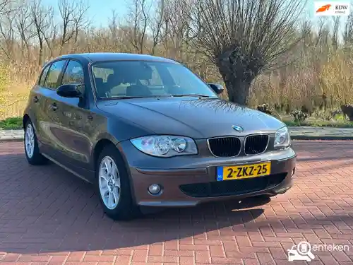 BMW 120i 2005