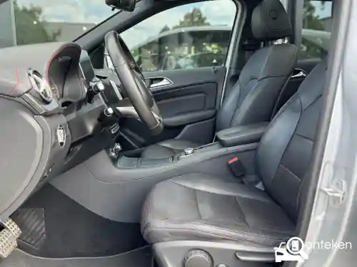 Mercedes-Benz B 180 2015