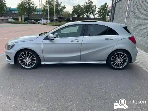Mercedes-Benz A 180 2015