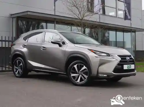 Lexus NX 300h 2015