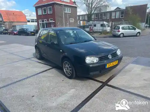 VW Golf 1.6 2002