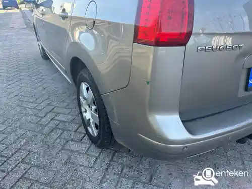 Peugeot 5008 HDi 110 2010