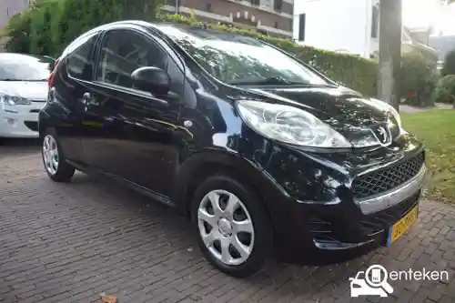 Peugeot 107 1.0 70 2011