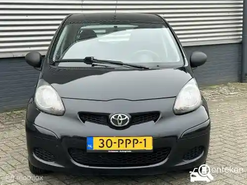 Toyota Aygo 1.0 2011