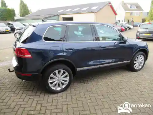 VW Touareg V6 TSI Hybrid 2011