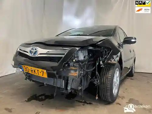 Toyota Auris 1.8 Hybrid 2011