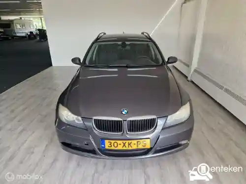 BMW 318i Touring 2007