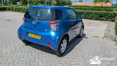 Toyota iQ 1.0 2013