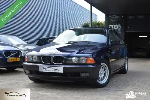 BMW 523i 2000