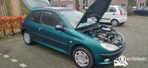 Peugeot 206 75 2001