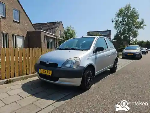 Toyota Yaris 1.0 2001