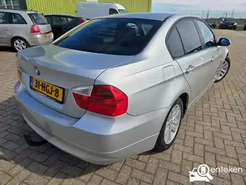 BMW 318i 2006