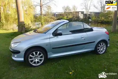 Peugeot 206 CC 135 2002