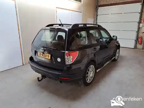 Subaru Forester 2.0X 2011
