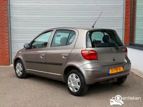 Toyota Yaris 1.3 2004