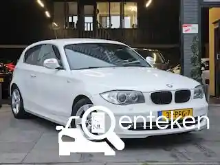 BMW 118i 2011