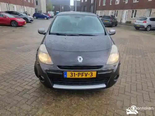 Renault Clio TCe 100 2011