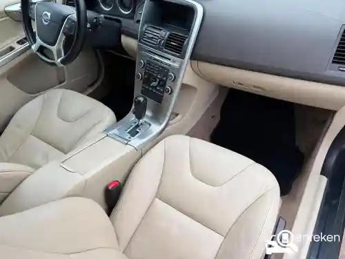 Volvo XC60 2.0T 2011