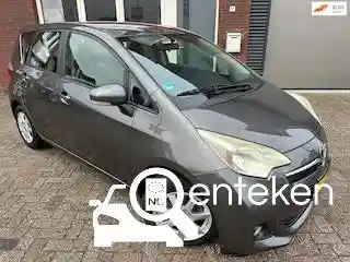 Toyota Verso-S 1.33 2011