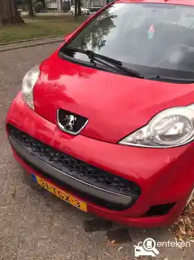 Peugeot 107 1.0 70 2012