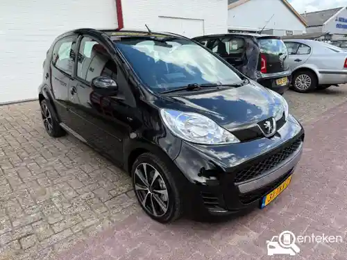 Peugeot 107 1.0 70 2012