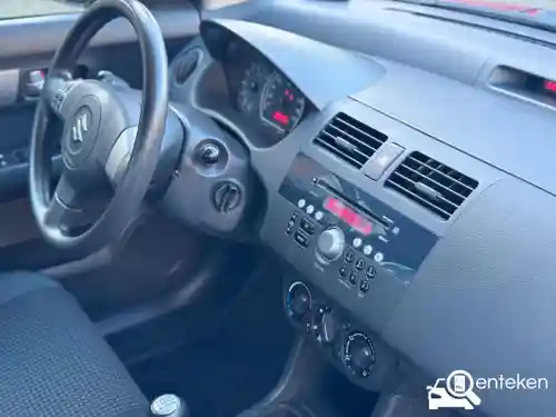 Suzuki Swift 1300 2007