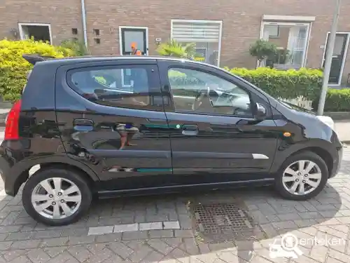Suzuki Alto 1.0 2012