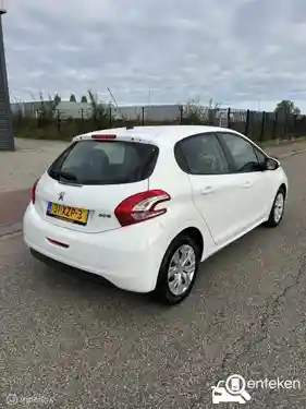 Peugeot 208 1.2 PureTech 82 2012