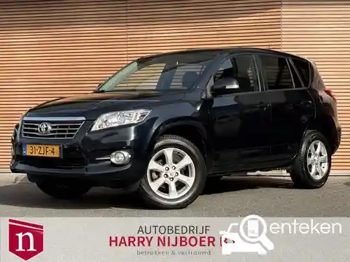 Toyota RAV4 2.0 2011