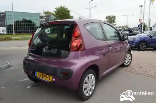 Peugeot 107 1.0 68 2013