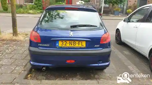 Peugeot 206 75 2003
