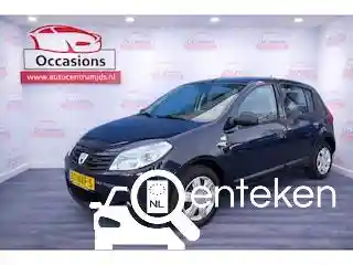 Dacia Sandero 1.2 16V 75 2010