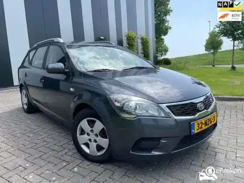 KIA cee´d Sporty Wagon 1.4 ISG 2011
