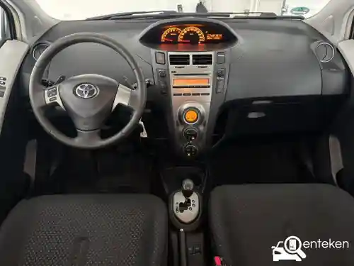 Toyota Yaris 1.33 2011