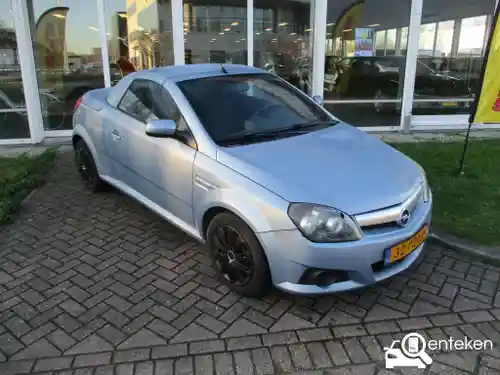 Opel Tigra Twintop 1.4 Twinport 2005