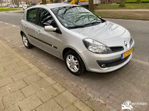Renault Clio 1.6 16V ESP 2006