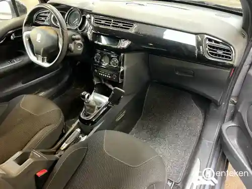 Citroen DS 3 VTi 120 2011