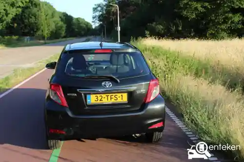 Toyota Yaris 1.0 2012