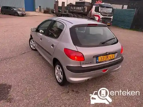 Peugeot 206 75 2002