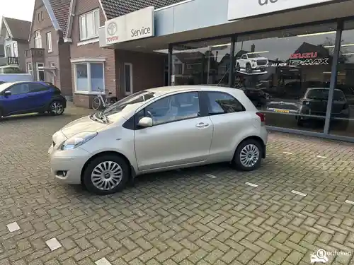 Toyota Yaris 1.33 2010
