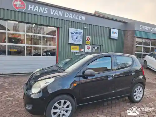 Suzuki Alto 1.0 2011