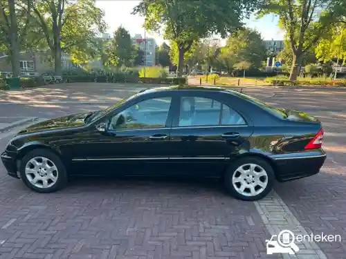 Mercedes-Benz C 180 2005