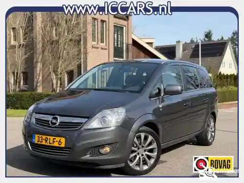 Opel Zafira 2.2 direct 2010