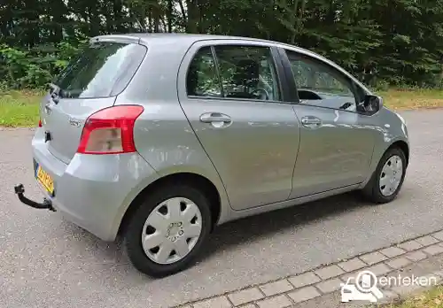 Toyota Yaris 1.3 2006